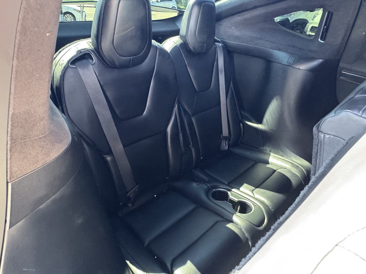 Used 2018 Tesla Model X AWD/4WD image 17