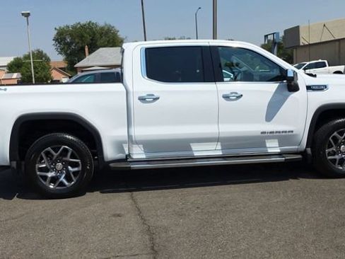 New 2026 GMC Sierra 1500 SLT w/ SLT Premium Package AWD/4WD image 11