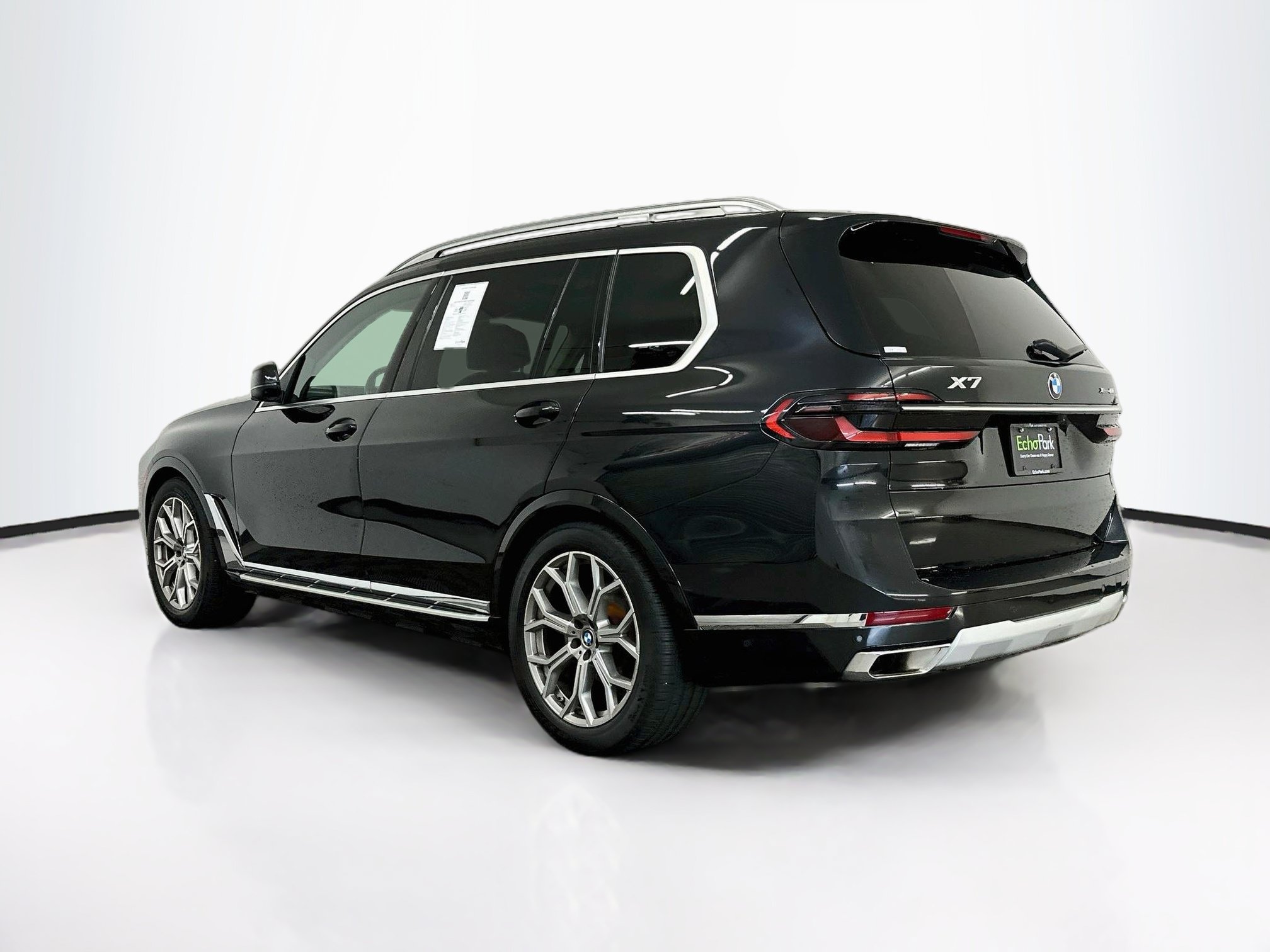 Used 2025 BMW X7 xDrive40i AWD/4WD image 5