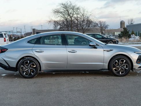 Certified 2025 Hyundai Sonata SEL image 8