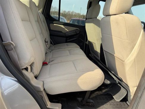 Used 2008 Ford Explorer Sport Trac XLT image 12