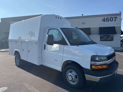 New 2025 Chevrolet Express 3500 w/ Power Convenience Package