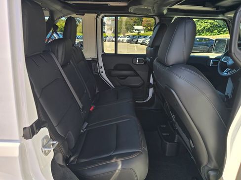 New 2026 Jeep Wrangler Sahara image 28