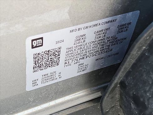 Certified 2025 Chevrolet Trax LT image 24