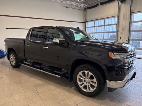 Used 2024 Chevrolet Silverado 1500 LTZ w/ LTZ Premium Package AWD/4WD image 7