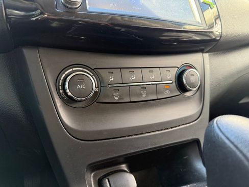 Used 2019 Nissan Sentra S image 12