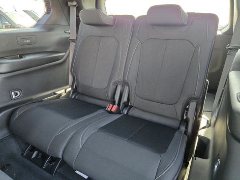 New 2026 Jeep Grand Cherokee L 2WD image 27