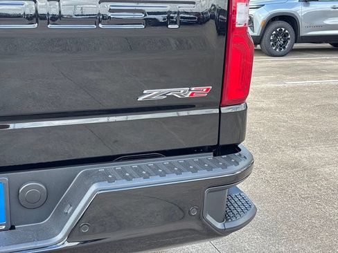 New 2026 Chevrolet Silverado 1500 ZR2 AWD/4WD image 12