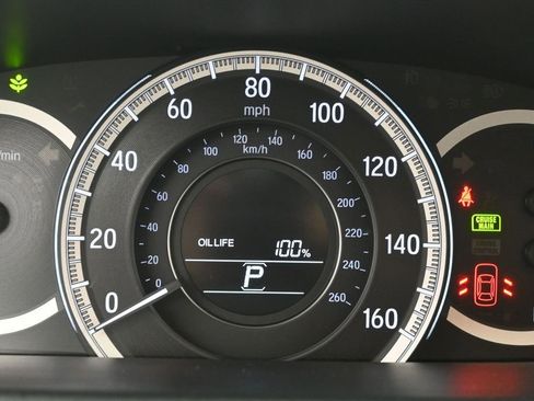 Used 2017 Honda Accord EX image 13
