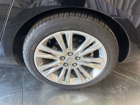 Used 2019 Cadillac XTS Luxury FWD image 11