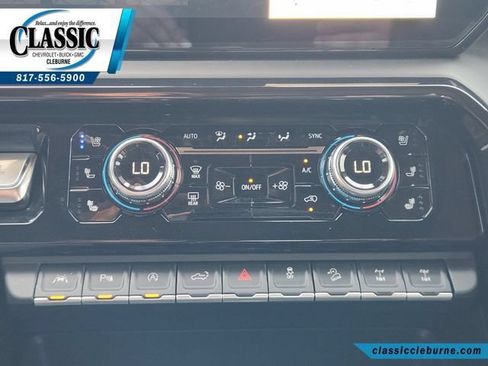 Used 2025 GMC Sierra 1500 AT4X AWD/4WD image 20