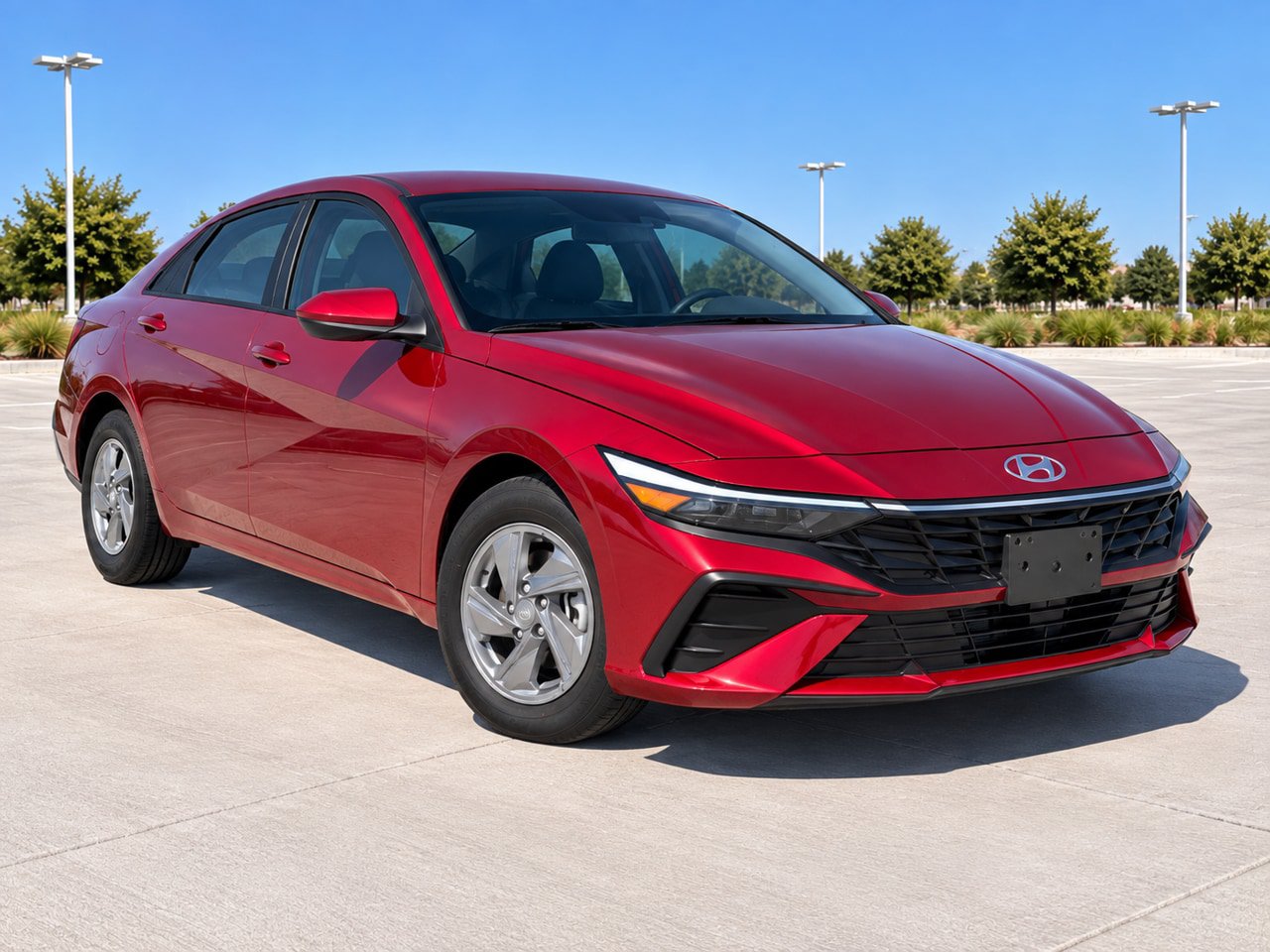 Used 2024 Hyundai Elantra SE FWD image 1
