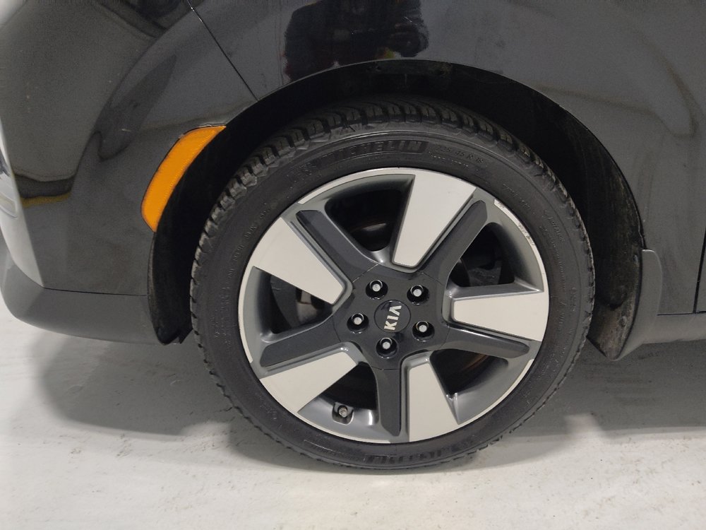 Used 2020 Kia Soul EX FWD image 31