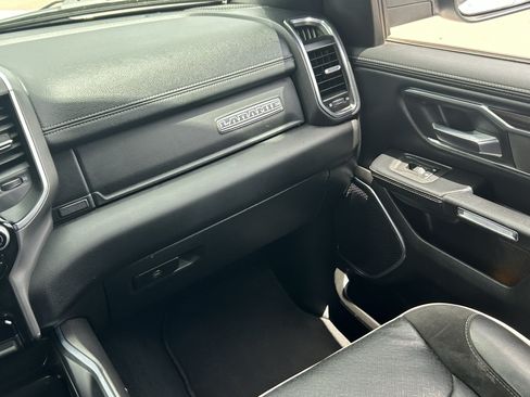 Used 2025 RAM 1500 Laramie AWD/4WD image 18