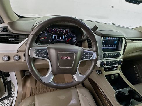 Used 2020 GMC Yukon SLT w/ Open Road Package AWD/4WD image 11