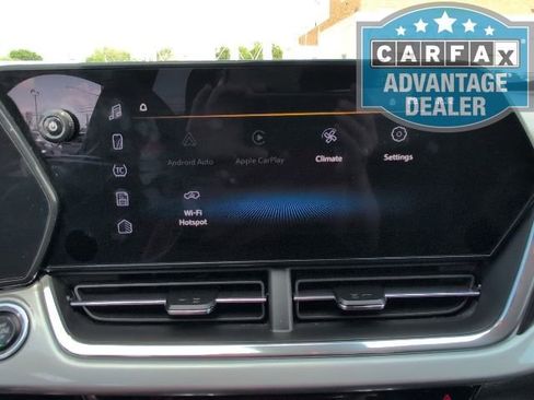 Certified 2025 Chevrolet Trax LT image 17