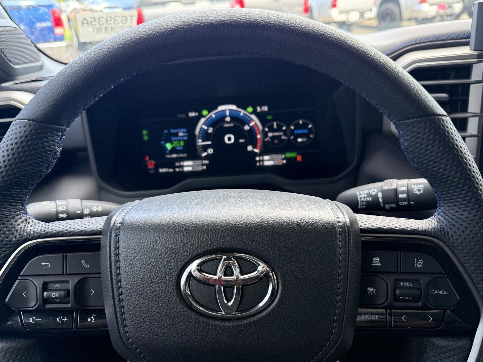 Used 2026 Toyota Sequoia Platinum AWD/4WD image 24