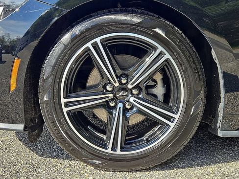 Used 2024 Ford Mustang Premium RWD image 8