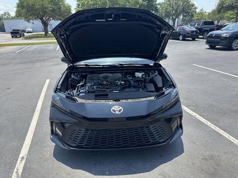New 2025 Toyota Camry SE image 38