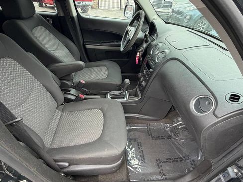 Used 2010 Chevrolet HHR LT image 24
