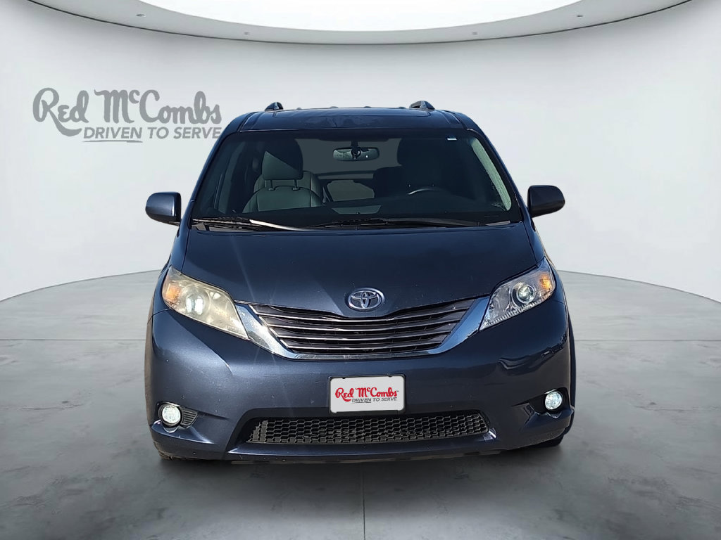 Used 2017 Toyota Sienna XLE FWD image 8
