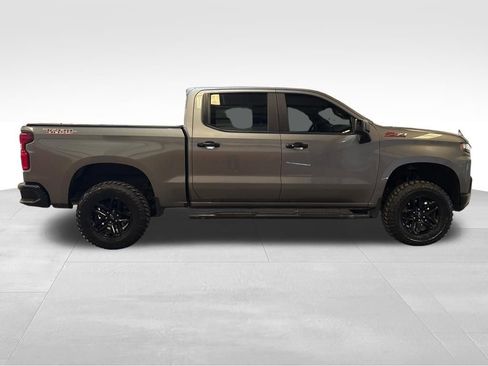 Used 2020 Chevrolet Silverado 1500 LT Trail Boss w/ LPO, Dark Essentials Package image 5