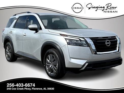 New 2025 Nissan Pathfinder SV image 1