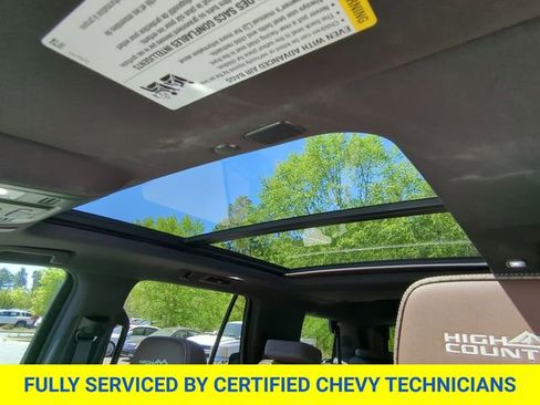 Used 2021 Chevrolet Tahoe High Country AWD/4WD image 34