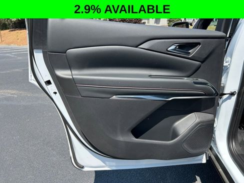 New 2026 Chevrolet Traverse Z71 w/ Driver Confidence Package AWD/4WD image 59