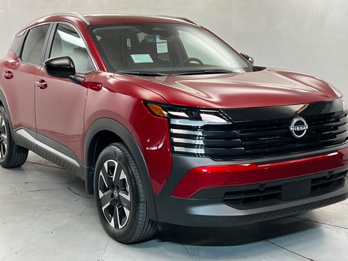 New 2026 Nissan Kicks SV w/ SV Premium Package AWD/4WD image 7