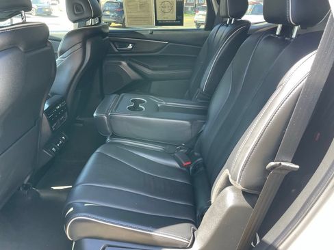 Used 2023 Acura MDX SH-AWD w/ Advance Package image 7