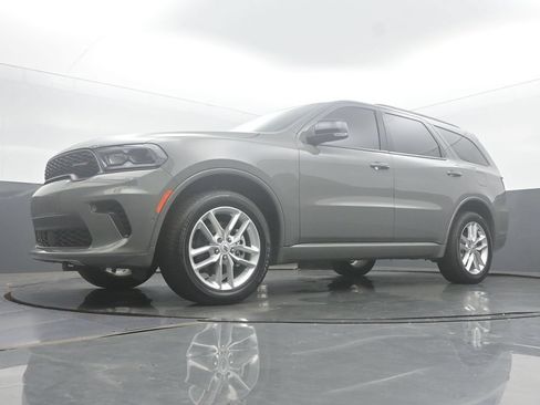 Used 2025 Dodge Durango GT AWD/4WD image 49