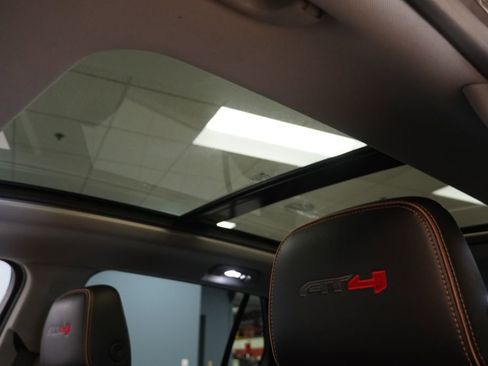 Used 2022 GMC Terrain AT4 w/ Infotainment Package II AWD/4WD image 4