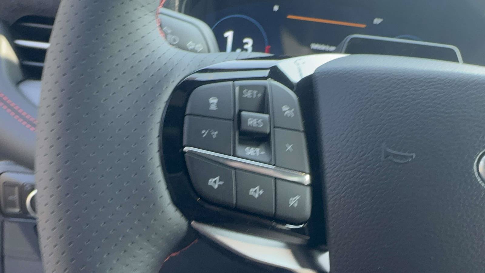 New 2026 Ford Explorer ST-Line AWD/4WD image 15
