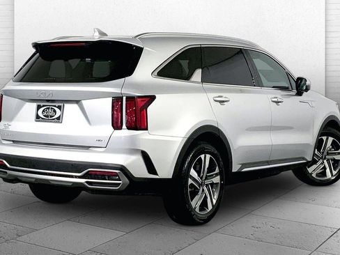 Used 2023 Kia Sorento SX Prestige w/ Panoramic Sunroof Package AWD/4WD image 13