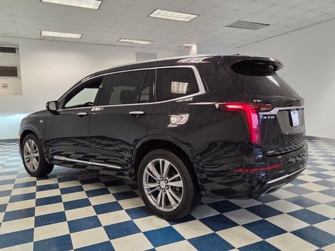 Used 2023 Cadillac XT6 Premium Luxury image 5