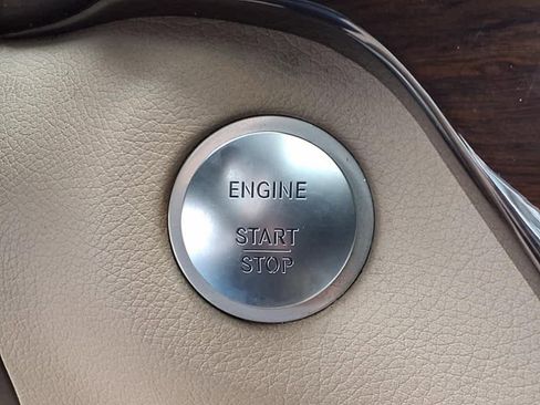 Used 2014 Mercedes-Benz ML 350 ML 350 w/ Premium 1 Package image 24