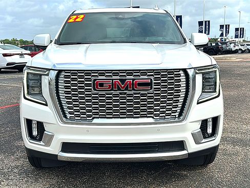 Used 2022 GMC Yukon Denali AWD/4WD image 11