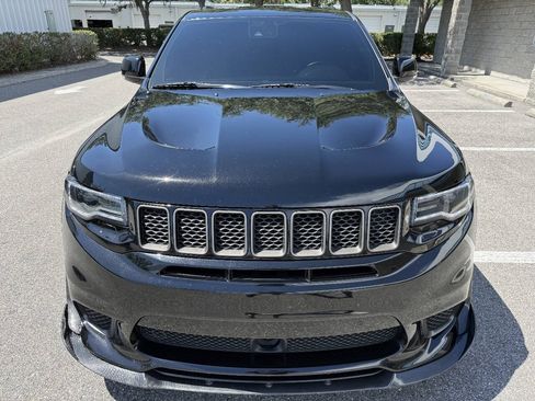 Used 2018 Jeep Grand Cherokee Trackhawk AWD/4WD image 11