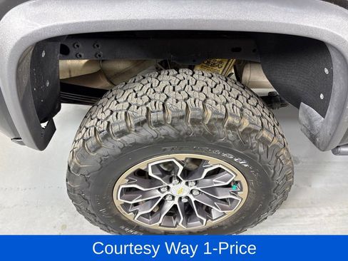 Used 2020 Chevrolet Colorado ZR2 AWD/4WD image 13