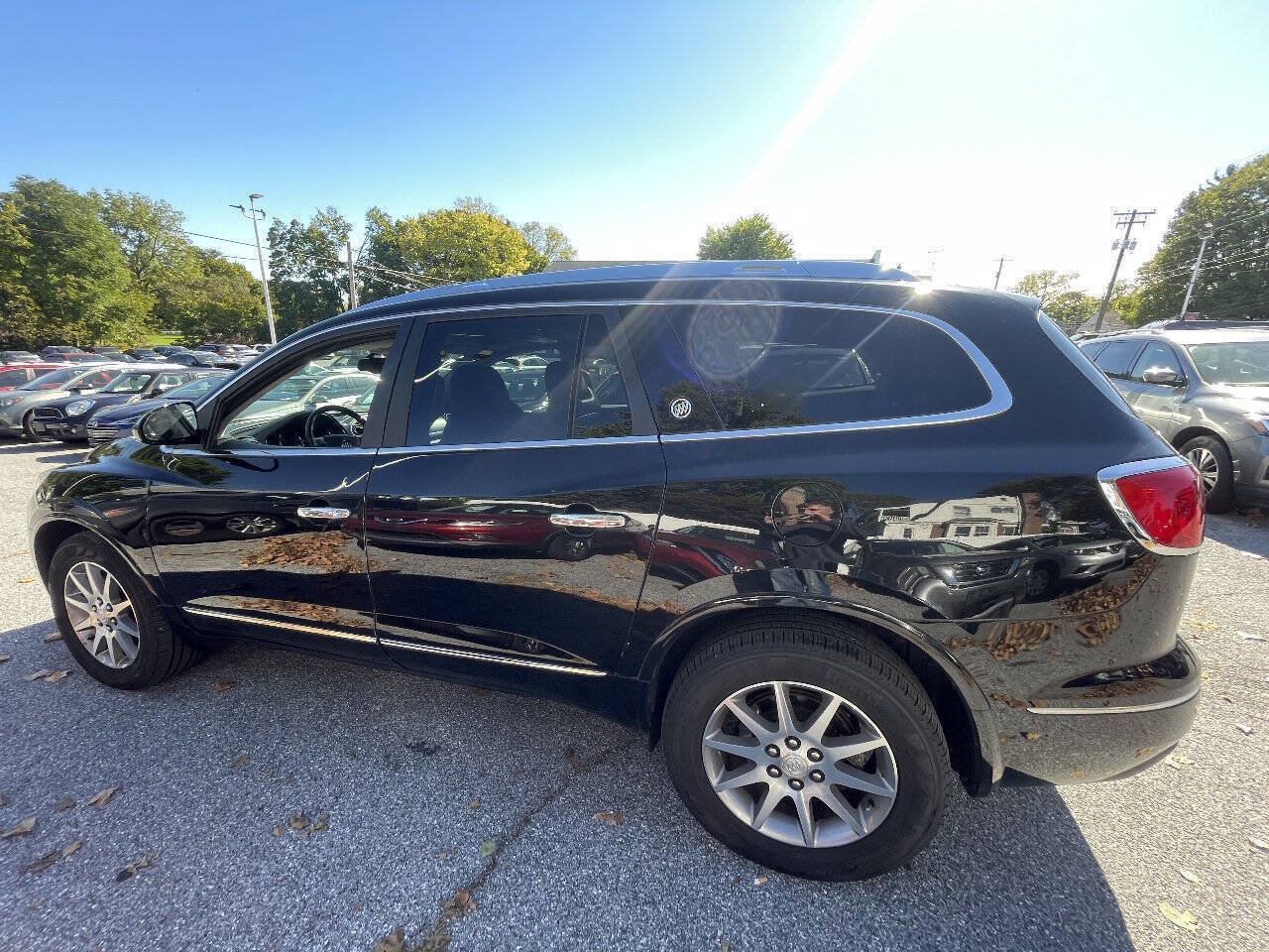 Used 2016 Buick Enclave Leather AWD/4WD image 8