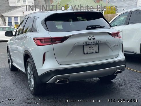 Certified 2023 INFINITI QX50 Luxe FWD image 3