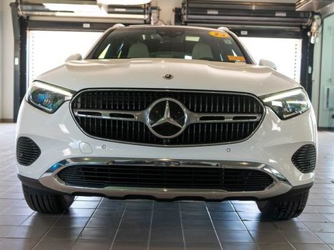 Certified 2023 Mercedes-Benz GLC 300 4MATIC image 2