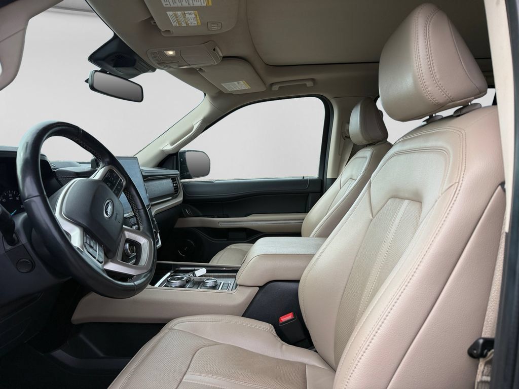 Used 2024 Ford Expedition Limited AWD/4WD image 21