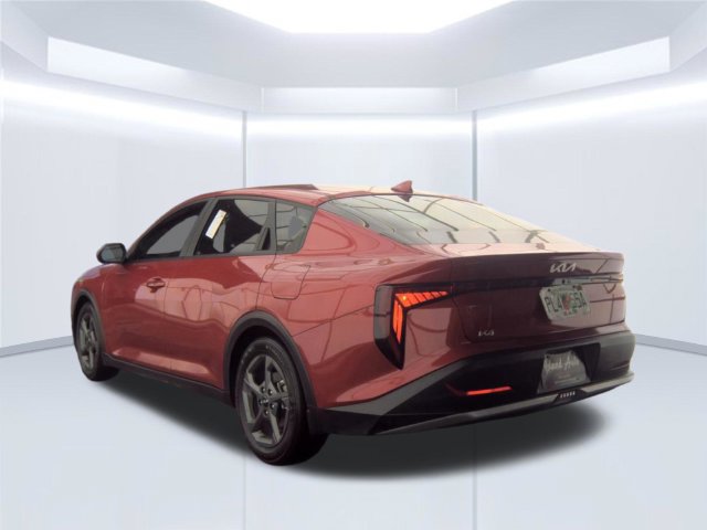 Used 2025 Kia K4 FWD image 8