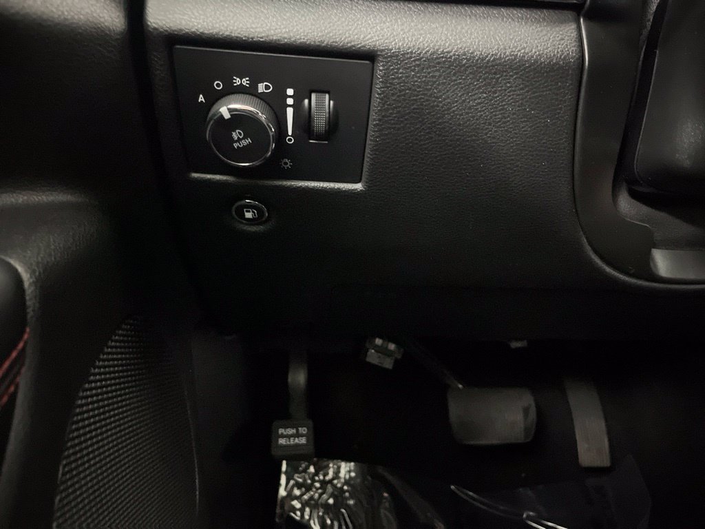 Used 2019 Jeep Grand Cherokee Trailhawk w/ Trailhawk Luxury Group AWD/4WD image 65