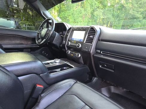 Used 2021 Ford Expedition Limited RWD image 24