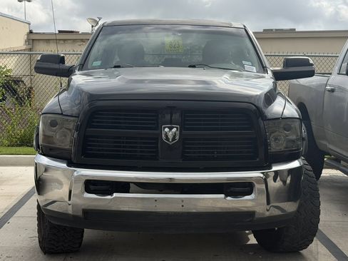 Used 2012 RAM 2500 ST w/ Chrome Appearance Group AWD/4WD image 2