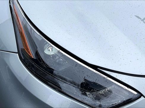 Certified 2024 Toyota Highlander LE AWD/4WD image 28