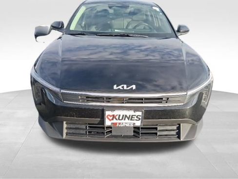 Used 2025 Kia K4 LXS image 14